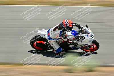 media/May-31-2025-Classic Track Day (Sat) [[da23ab3028]]/Group A/Session 4 (Turns 4 and 6)/